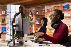 Remote Graphics Designer Job @ Corporately Lucid - $25 to $75 per hour