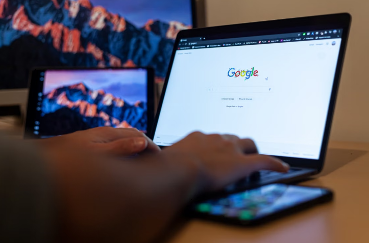 Remote PPC/SEO Specialist Job